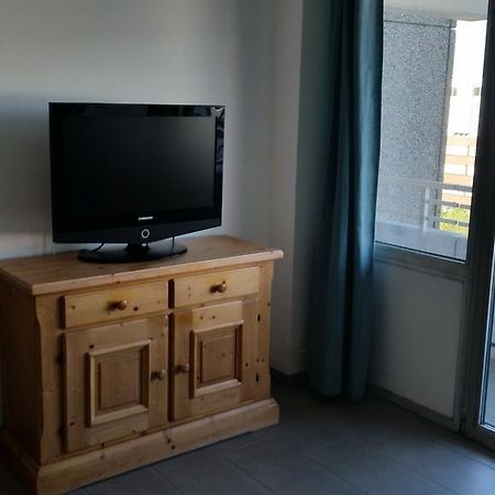 Monteurwohnung Нойс Екстериор снимка